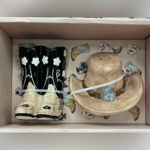 Blue Sky Clayworks Cowboy Boot Salt Pepper Shakers Western Ranch Decor - NWT